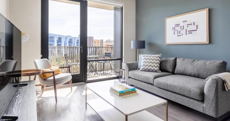 Where to Stay Near Oracle Park: Top Picks for Walkable Hotels in SF
