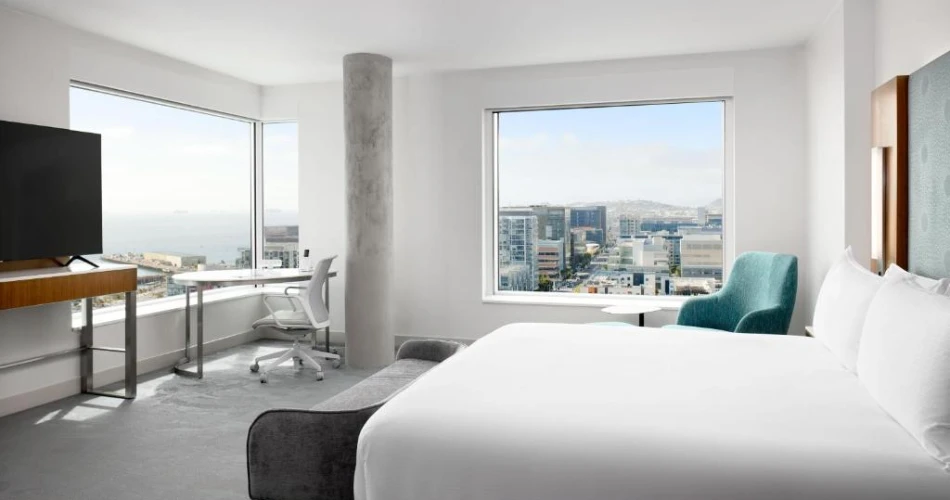 Catch a Giants Game and Stay Nearby: Best Hotels Near Oracle Park

