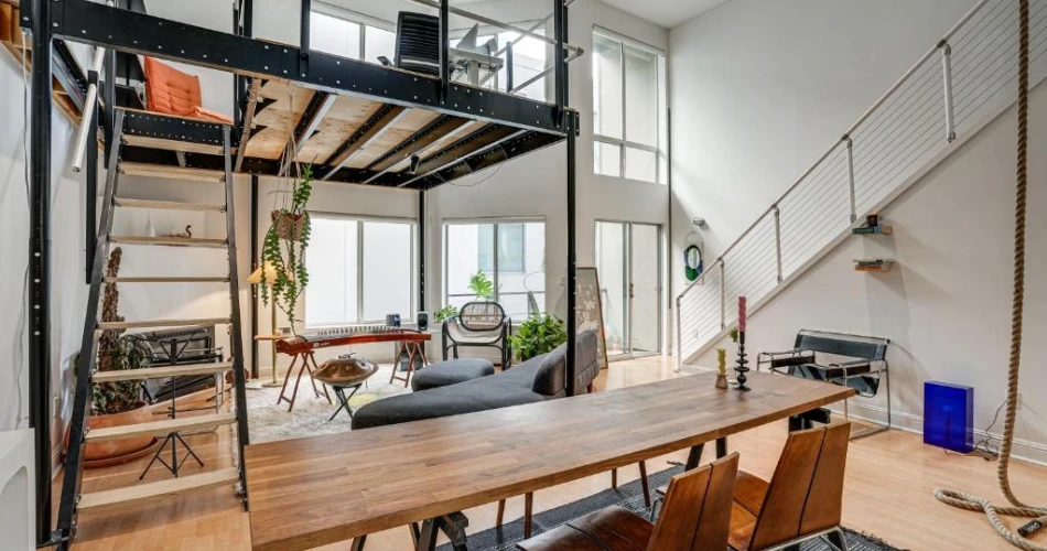 The Closest Hotel to Oracle Park: Stay Right Next to the Action
