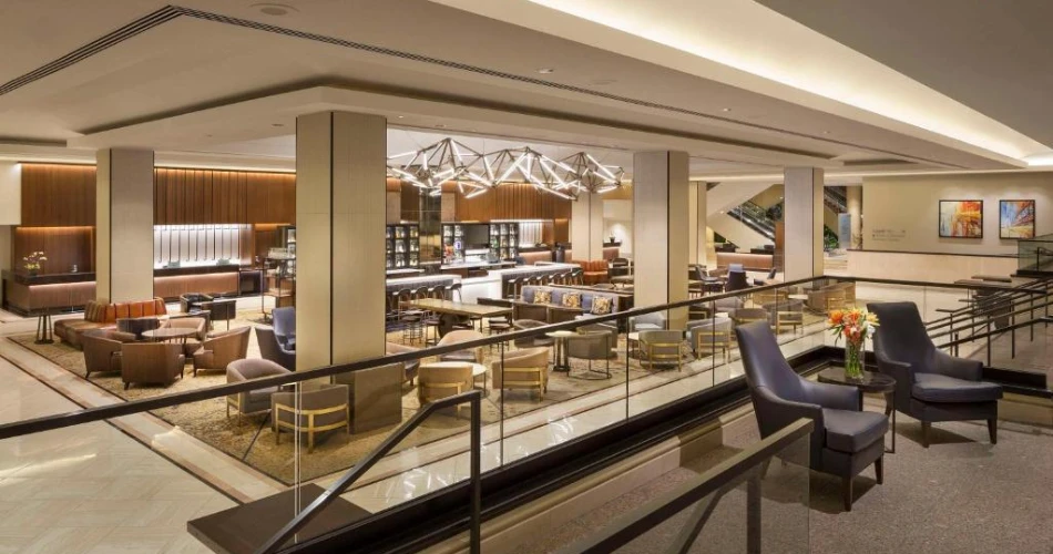 Game Day Stays: Top Hotels Near Oracle Park in San Francisco
