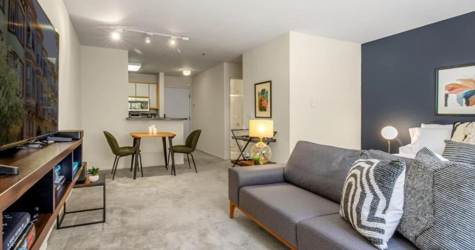 Game Day Stays: Top Hotels Near Oracle Park in San Francisco
