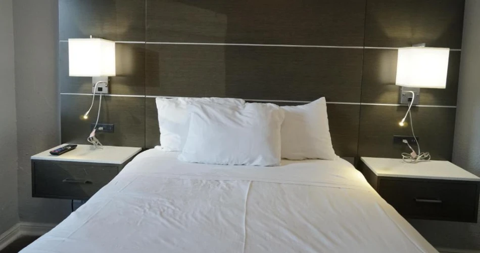 Game Day Stays: Top Hotels Near Oracle Park in San Francisco
