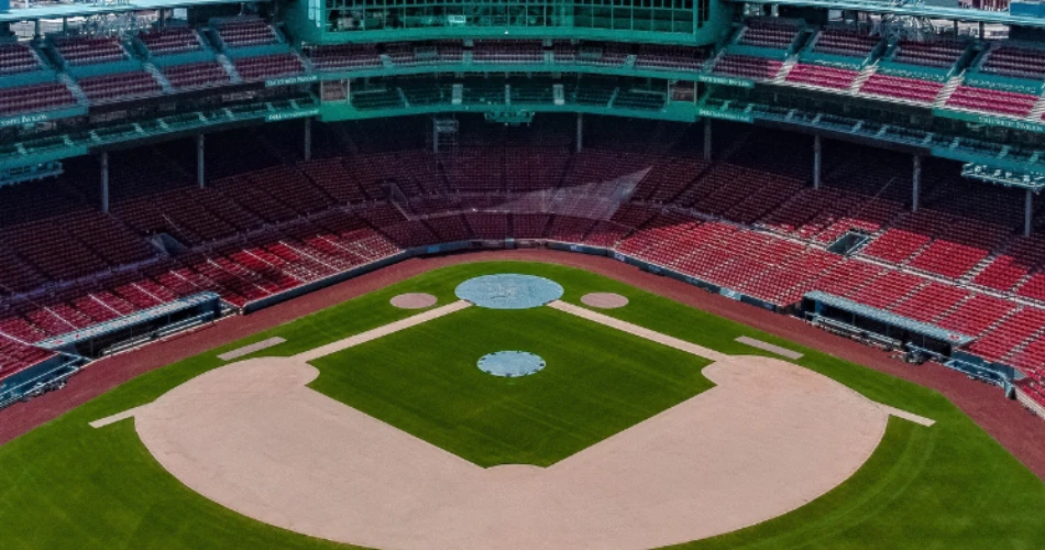 Hotels So Close to Oracle Park, You’ll Feel Like You’re at Home Plate
