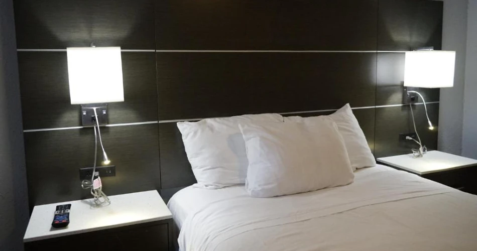 Hotels So Close to Oracle Park, You’ll Feel Like You’re at Home Plate
